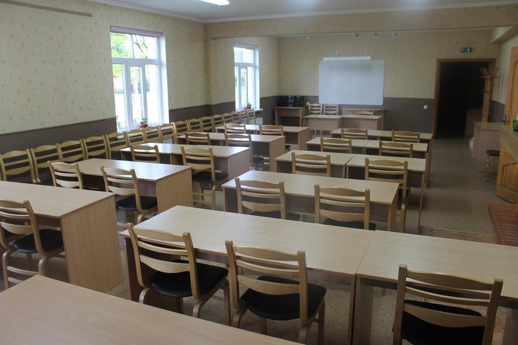 Latvijas Sarkana Krusta Viesnica Rēzekne Extérieur photo